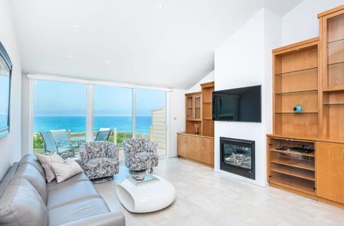 1846 Parliament Rd, Encinitas, CA 92024-1030
