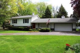 6101 Bentley Ave, Willowbrook IL  60527-1960 exterior