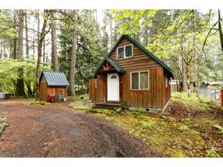 23995 Farragut St, Welches, OR 97067-0269