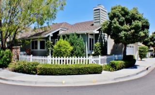 10 Gladstone, Irvine CA  92606-7696 exterior