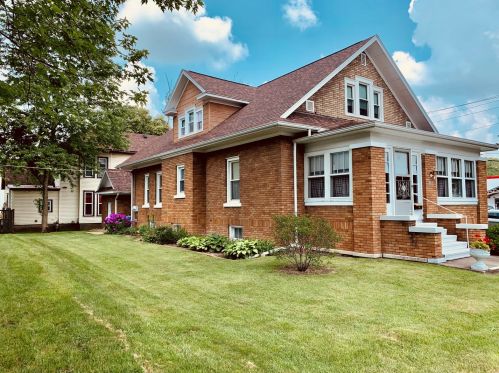 421 Locust St, Swygert IL  61764-2043 exterior