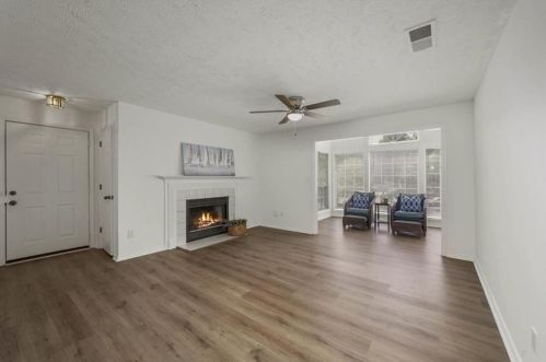 608 Berkeley Woods Dr, Duluth, GA 30096-6354