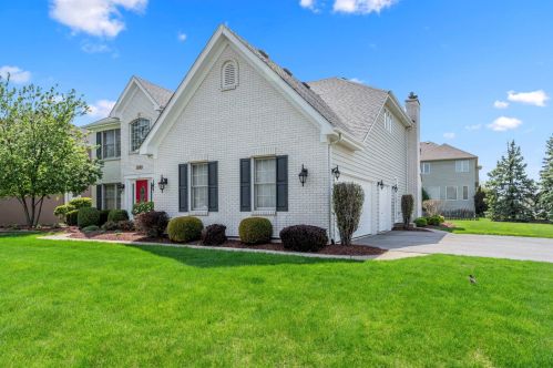2503 Fox Boro Ct, Naperville, IL 60564-8496