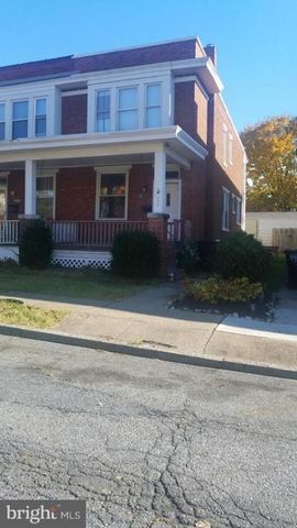 737 26th St, Harrisburg, PA 17111-1112