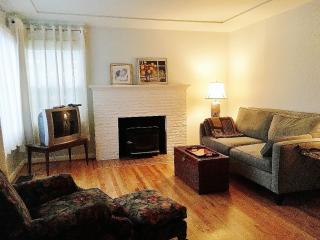 6044 55th Ave, Portland OR  97206-6811 exterior