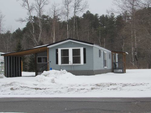 4 Meadowmist Dr, Carroll, NH 03598-5100