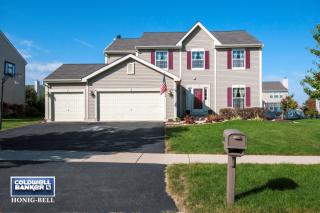 256 Walsh Cir, Plattville, IL 60560-5809