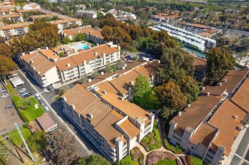10225 Caminito Cuervo, San Diego, CA 92108-1804