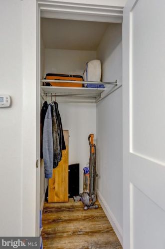 189 Valleybrook Dr, Lancaster PA  17601-4620 exterior