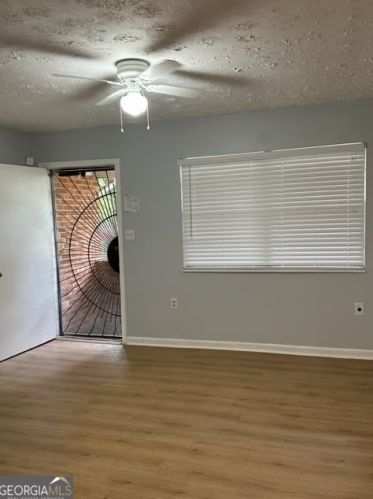 3991 Ester Dr, Atlanta GA  30331-4377 exterior
