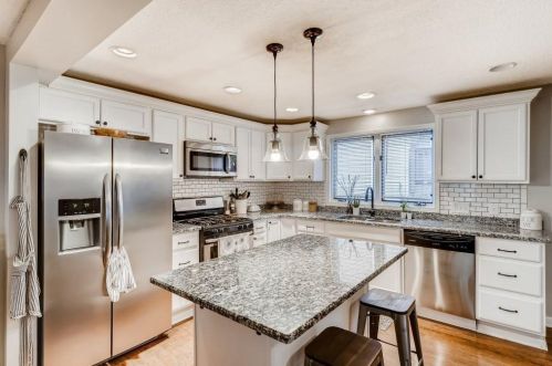 1519 Dale St, Saint Paul MN  55117-3410 exterior