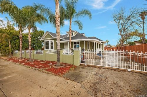 3057 Cridge St, Riverside CA  92507-5520 exterior