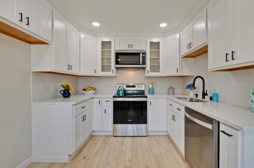 1053 Douglas Ct, San Leandro CA  94577-1469 exterior