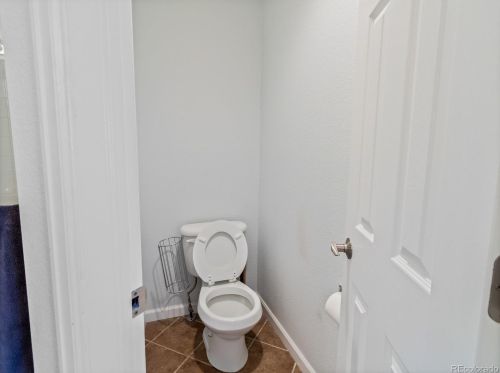 4451 Auckland Ct, Denver CO  80015-5643 exterior
