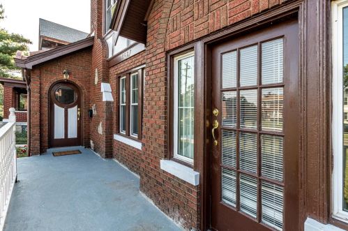 2627 Harrison Ave, Cincinnati OH  45211-7701 exterior
