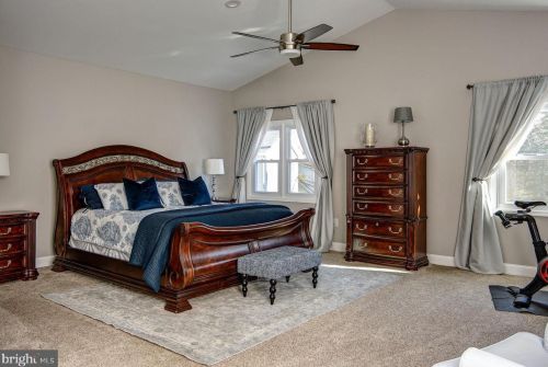 537 Grv St, Haddonfield NJ 08033-1220 exterior