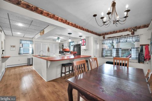 316 Walnut St, Hanover PA 17331-2536 exterior