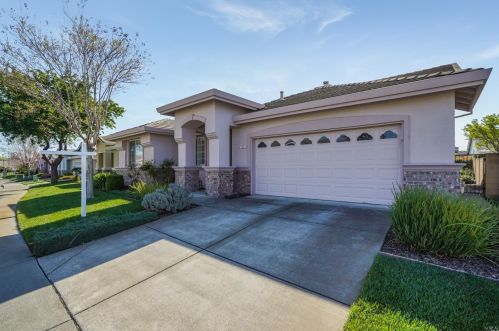 155 Bounty Ln, Vacaville, CA 95687-3120