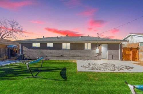 9210 Grove St, Westminster CO  80031-2720 exterior