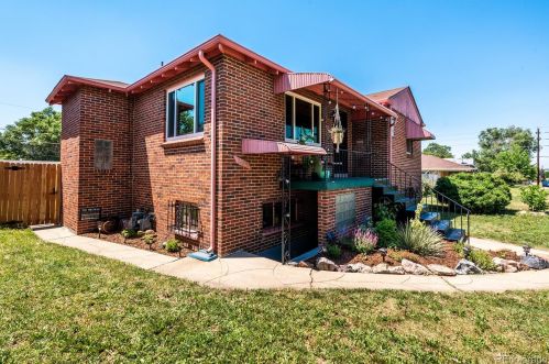 3429 Harrison St, Denver, CO 80205-3820