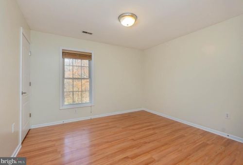 355 Mount Royal Ave, Aberdeen MD  21001-1946 exterior