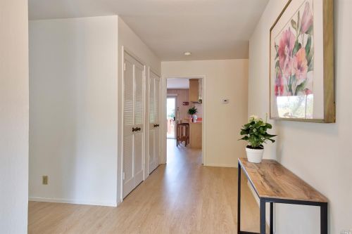 11 Circle Way, Mill Valley, CA 94941-3420