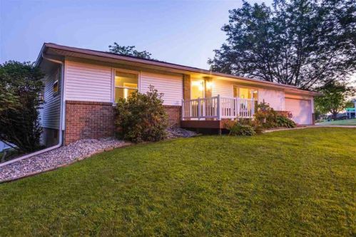 1705 Elm St, Stanton, NE 68779-2191