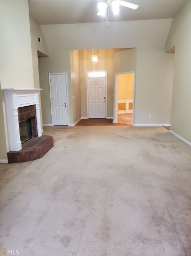 1905 Sheldon Ln, Conyers, GA 30094-2081