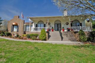 525 Stellar Ct, Kodak, TN 37764-1869