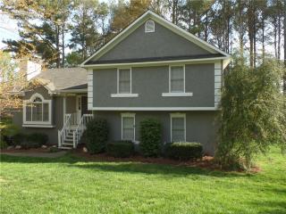 5668 Shores Way, Acworth, GA 30101-4279