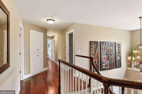 3528 Crestmoor Dr, Saint Paul MN  55125-5028 exterior
