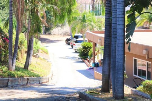 7010 La Presa Dr, San Gabriel, CA 91775-1114