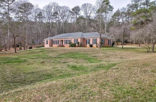 1658 Cavan Dr, Marietta, GA 30064-2942