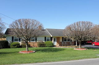 301 Bee Line Dr, Meadowcreek VA  24333-6142 exterior