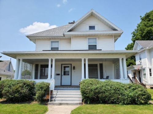 113 Division Ave, Stratford, IL 61064-1431