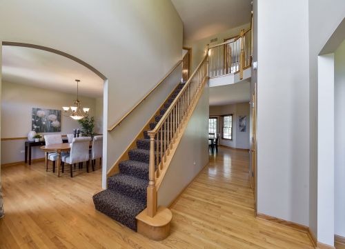 2728 Chittenden Ct, Naperville, IL 60564-8464