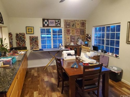 16743 Stallion Pl, Riverside CA  92504-5843 exterior