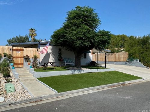 34025 Green Bean Ln, Wildomar, CA 92595-9147