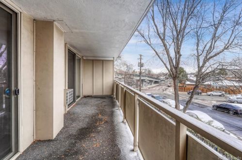4600 Asbury Cir, Denver CO  80222-4700 exterior