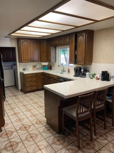 1350 Orange St, Riverside CA  92501-1631 exterior