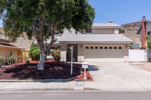 10058 Halberns Blvd, Santee, CA 92071-1440