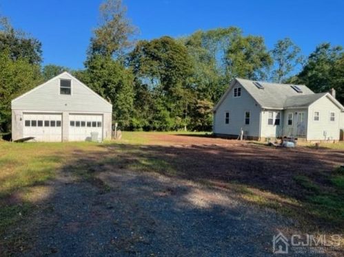 18 Acken Ln, Princeton, NJ 08540-8409