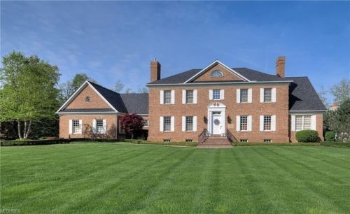 645 Clb Dr, Aurora OH  44202-6301 exterior