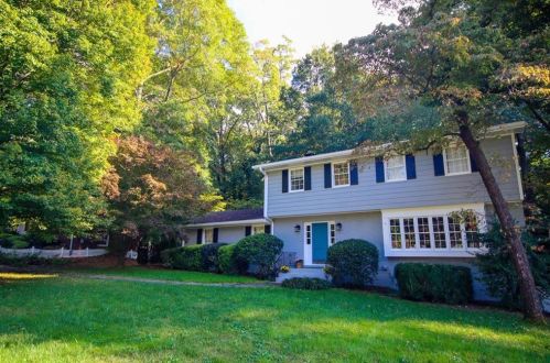 2740 Sagamore Hill Dr, Marietta, GA 30067-5622