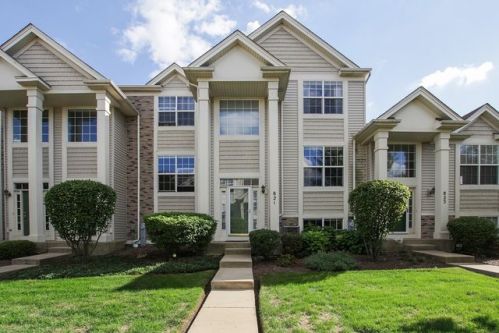 821 Summit Creek Dr, Joliet, IL 60404-8264