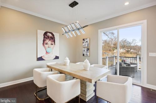 6615 Gude Ave, Silver Spring MD 20912-4827 exterior