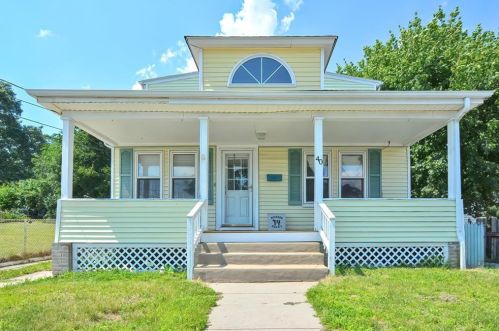 40 Homestead Ave, Providence, RI 02919-4304