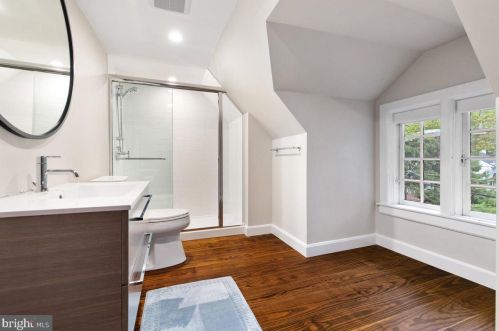 29 Cleveland Ln, Princeton NJ  08540-3049 exterior