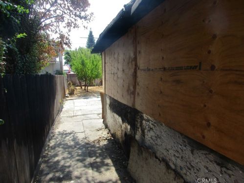 1038 24th St, Merced, CA 95340-3544