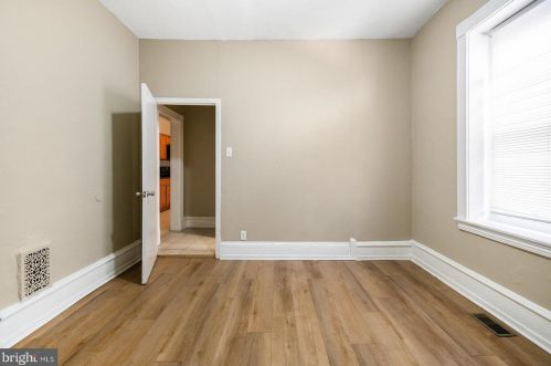 619 Chelten Ave, Philadelphia PA 19126-3825 exterior